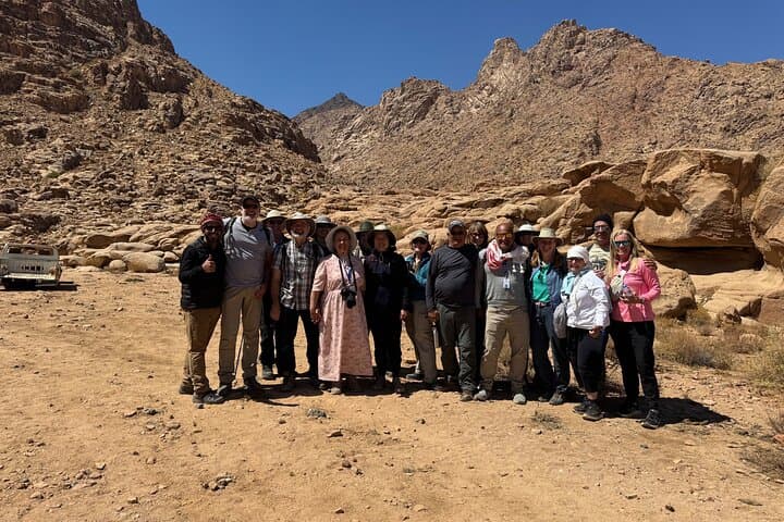 Full-Day Elim Oasis & Split Rock Tour from Tabuk — Biblical Sites & Desert Landscapes photo 5