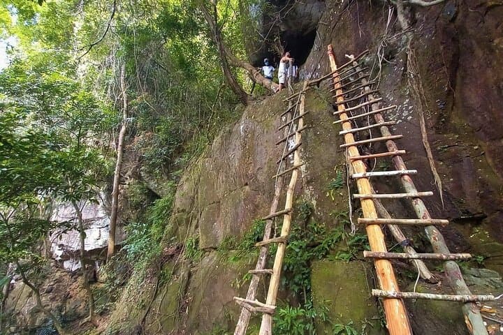 Tien Son Dinh Full-Day Trek on Phu Quoc: Summit, Forests & Coastal Views photo 4