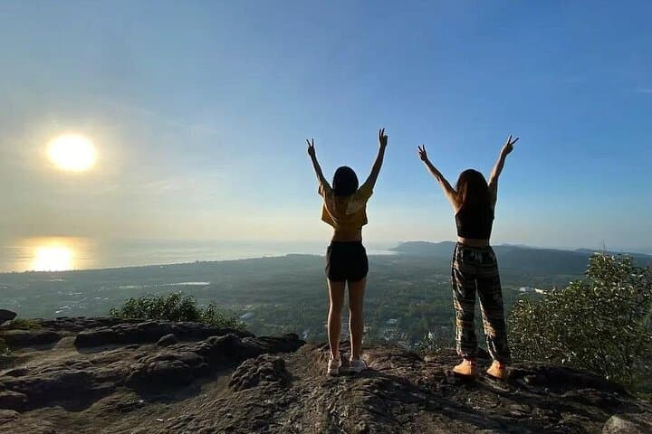Tien Son Dinh Full-Day Trek on Phu Quoc: Summit, Forests & Coastal Views photo 6