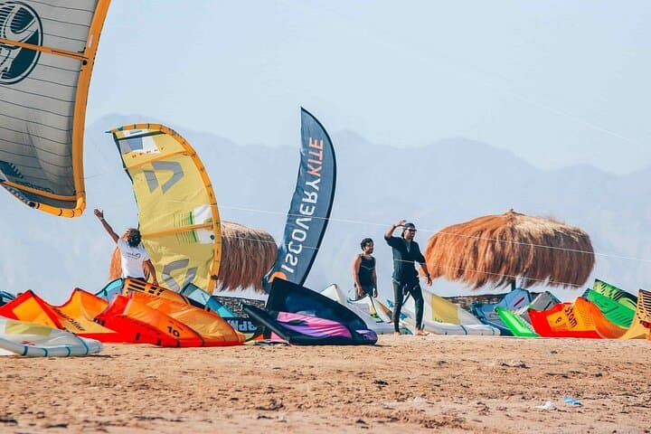 Kite Surfing in Hurghada: 4-Hour Lessons in Red Sea Lagoons photo 5