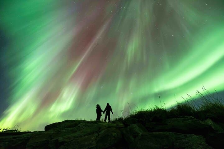 Tromsø Northern Lights Minivan Chase with Professional Photographer photo 4