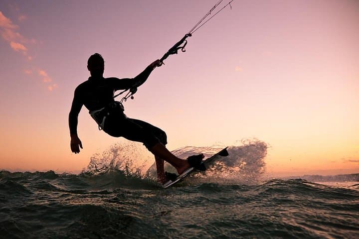Hurghada Kite Surfing Lesson: 2-Hour Red Sea Adventure with Hotel Transfer