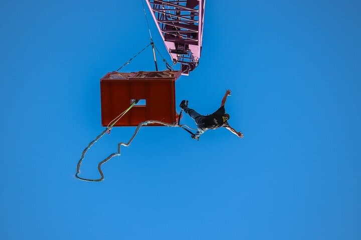 Krakow Urban Bungee: 90m Crane Jump Over the City