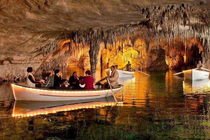 Exploring the Drach and Hams Caves: Full-Day Underground Tour in Mallorca