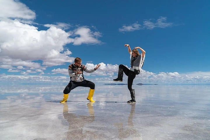 Full-Day Salar de Uyuni Tour: Train Cemetery, Colchani & Incahuasi Island photo 4