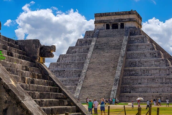 Early Chichén Itzá Tour: Cenote Swim & Valladolid Day Trip