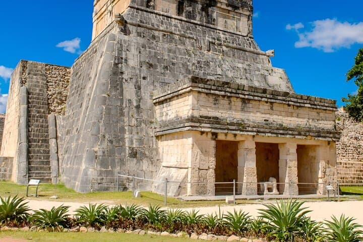 Early Chichén Itzá Tour: Cenote Swim & Valladolid Day Trip photo 2