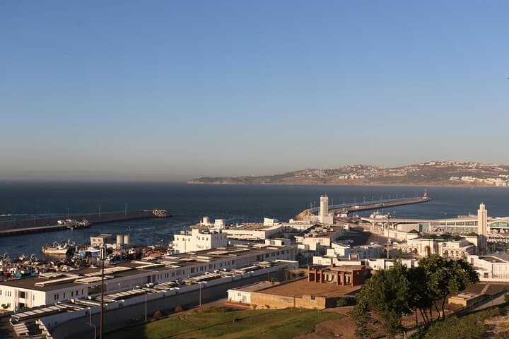 Full-Day Private Luxury Chauffeur in Tangier — Sedan & Professional Driver photo 2