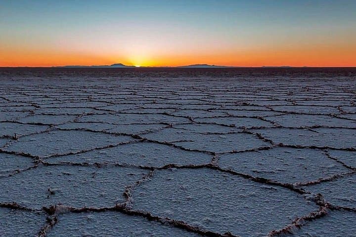 4-Day-Salar-de-Uyuni-Tour-from-Atacama-Bolivian-Altiplano-Overland-Adventure