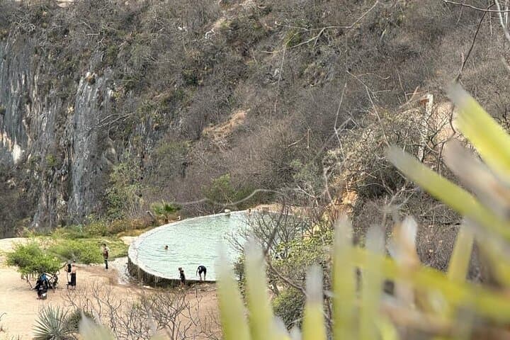 Hierve el Agua and Teotitlán del Valle Day Tour from Oaxaca: Petrified Waterfalls & Zapotec Weaving photo 2