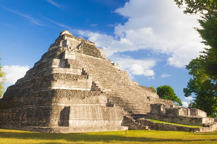 Chacchoben Ruins and Bacalar Seven Colors Boat Tour from Costa Maya