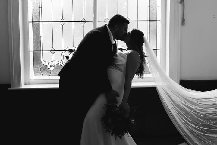 Traverse City Wedding Shuttle: Lincoln MKT Limousine for Private Wedding Transport photo 2