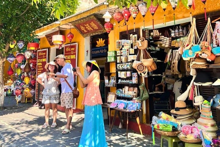 Hoi An Old Town Walking Tour with Temples and Thu Bon River Boat Ride photo 2