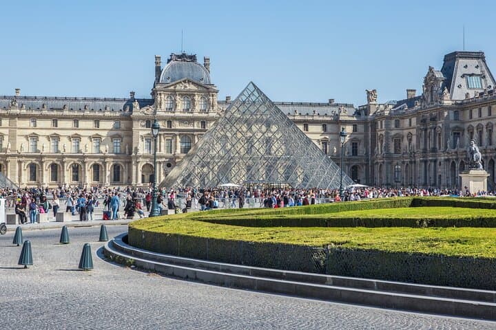 Paris Museum Pass: 2, 4 or 6-Day Access to 60+ Museums & Monuments