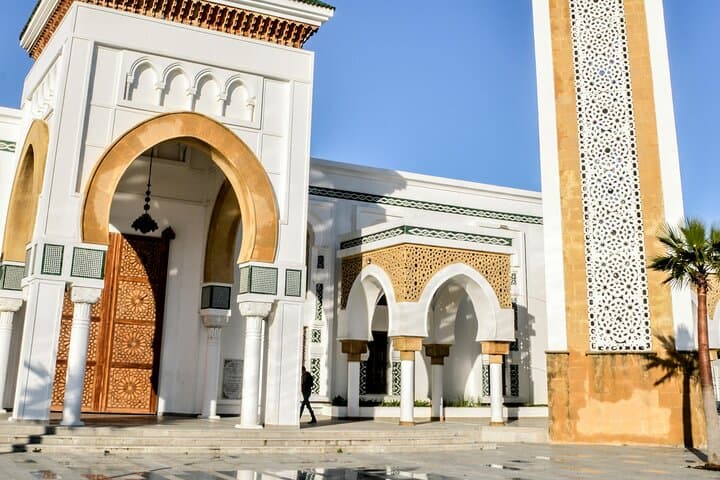 Full-Day Private Luxury Chauffeur in Tangier — Sedan & Professional Driver photo 6