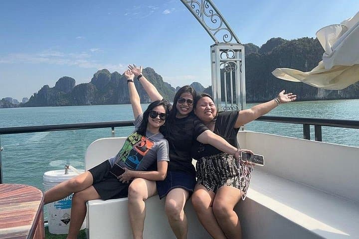 Halong Bay Luxury Day Cruise: Kayak Caves & Sunset from Hanoi photo 4