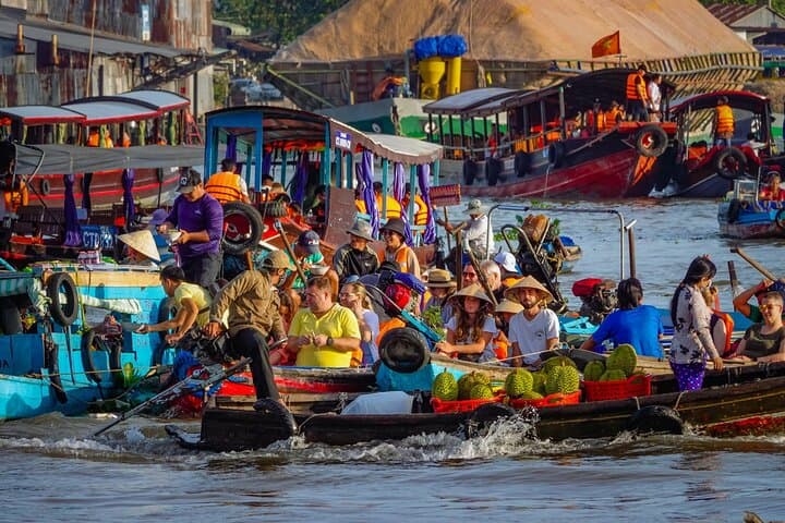 Sunrise at Cai Rang: Private Mekong Delta Morning Market & Canal Tour