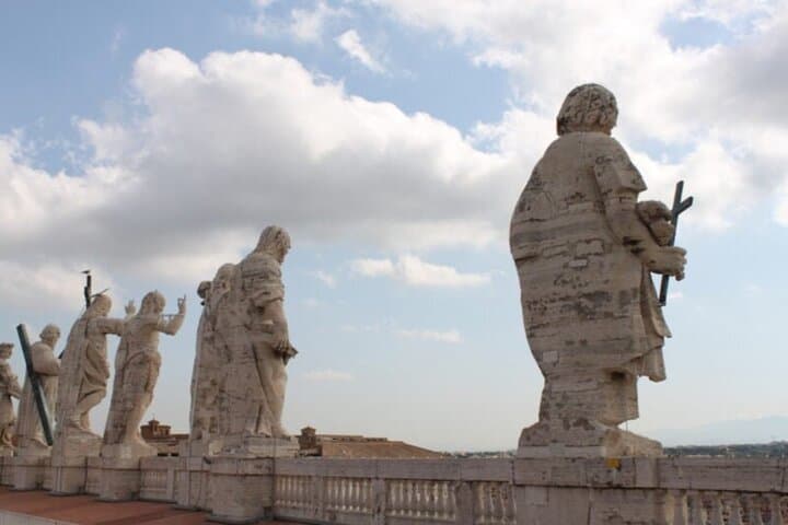 Private St. Peter’s Basilica Tour: Dome Climb, Papal Tombs & Panoramic Rome Views photo 2