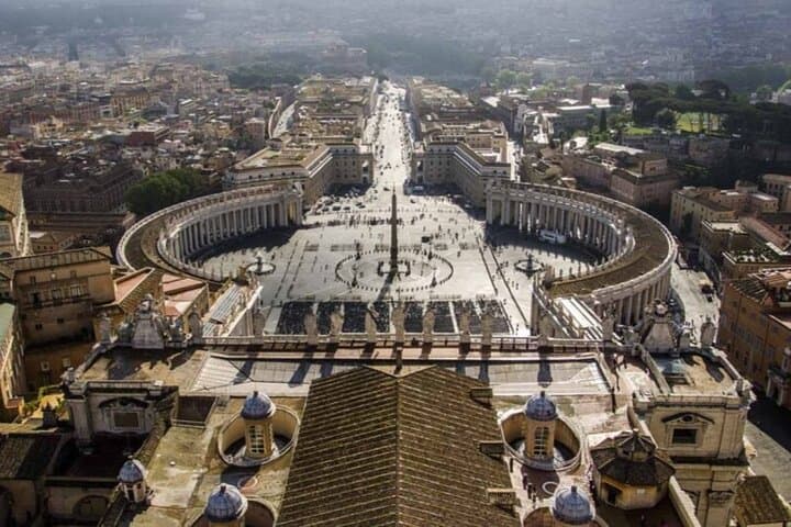 Private St. Peter’s Basilica Tour: Dome Climb, Papal Tombs & Panoramic Rome Views photo 5
