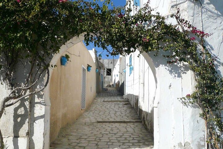 Seaside Treasures: Full-Day Tour of Sousse, Monastir & Hergla photo 3