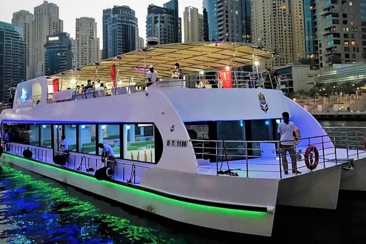 Dubai Marina Evening Yacht Cruise with Buffet Dinner