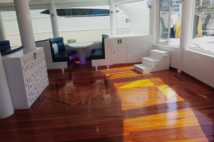 Dubai Marina Evening Yacht Cruise with Buffet Dinner photo 6