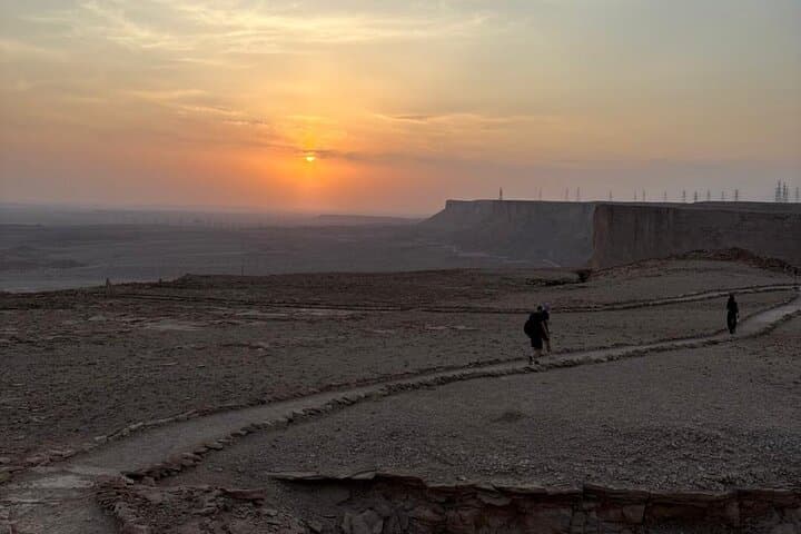 Edge of the World Hike & Desert Camp: Manjour Trail, Horse and Camel Farm Experience photo 4