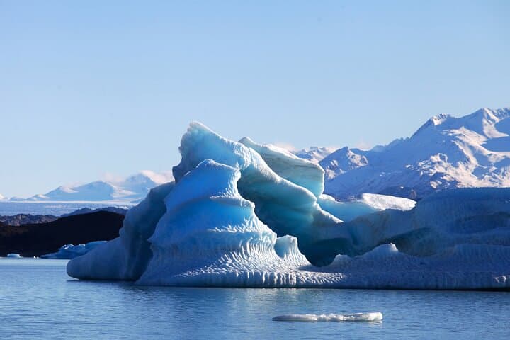 Sailing the Ice: Full-Day All-Glaciers Tour from El Calafate photo 3