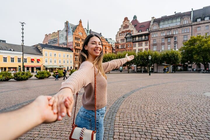 Private Family Walking Tour of Malmo Castle & Gardens — 2-Hour Historic Stroll photo 5