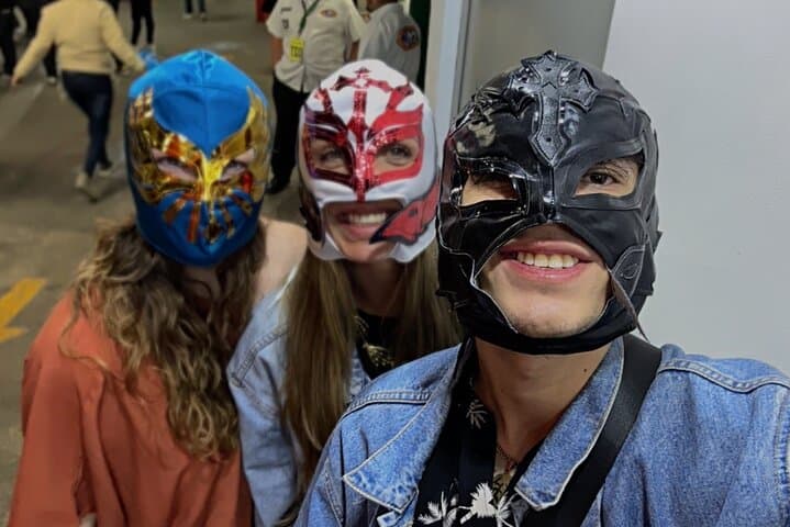 Inside Arena Mexico: Live Lucha Libre Tour with Mask and Local Guide