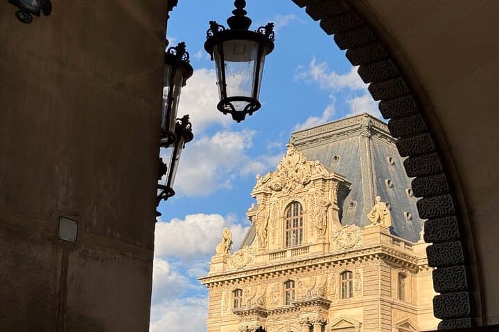 Notre-Dame, Île de la Cité & Le Marais: 3‑Hour Historical Walking Tour of Paris photo 2
