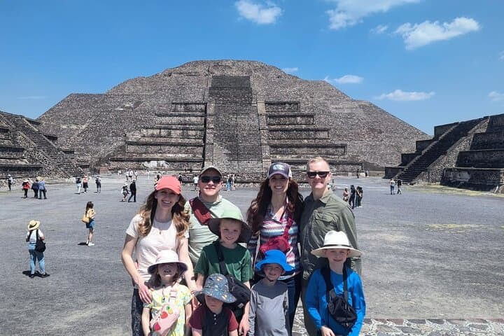 Half-Day Express Tour to Teotihuacan: Pyramids, Avenue of the Dead & Quetzalcoatl