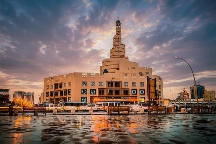 Doha Past and Future City Tour: Souq Waqif, Katara & The Pearl photo 3