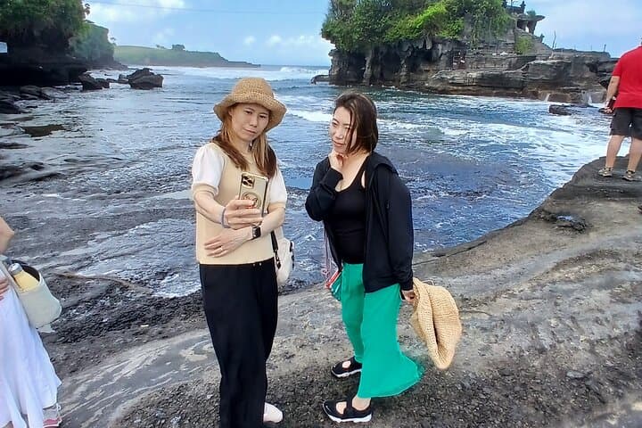 Day Trip to Nusa Lembongan: Snorkel, Yellow Bridge & Devil's Tear with Private Transfer photo 2