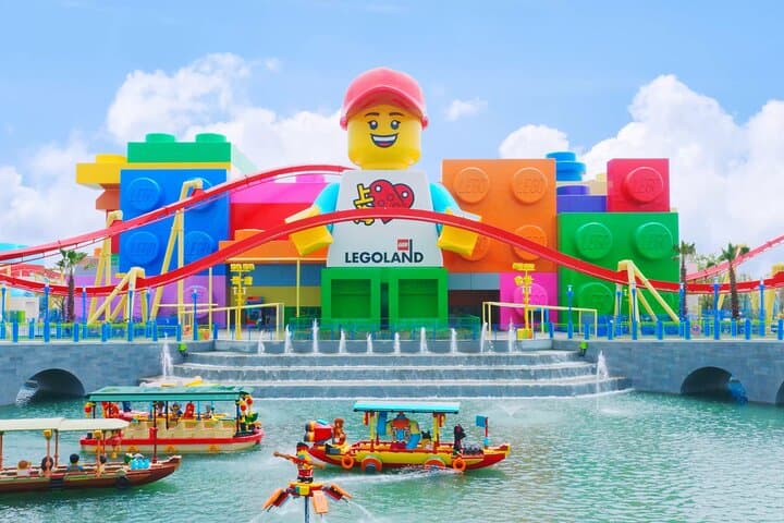 Explore Shanghai LEGO Discovery Center: One-Day Family Tour with Round-Trip Transfer photo 2