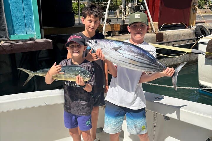 Full-Day Sport Fishing Charter in Honolulu: Luxury Post 50 Deep-Sea Adventure photo 5