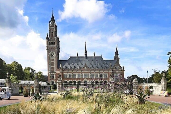 Hague Power, Protests & Peace: Self-Guided Political Walking Tour photo 3