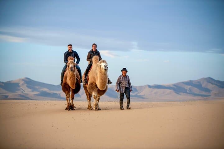 Elsen Tasarkhai Sand Dunes 2-Day Tour: Camel Rides, Kharkhorin & Erdene Zuu Monastery