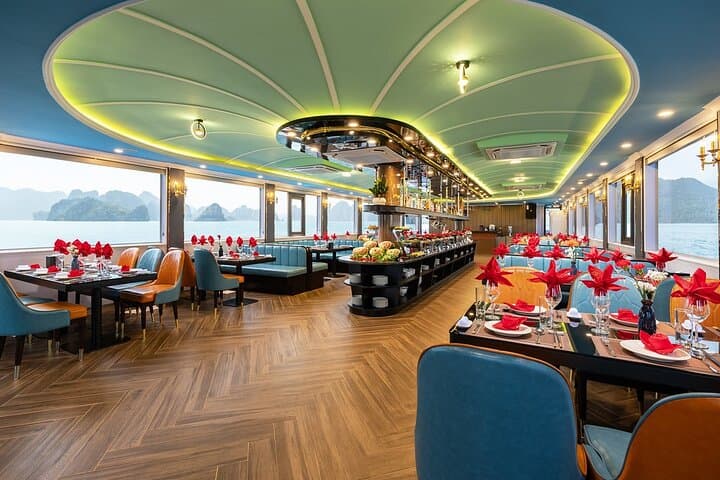 La Casta Halong Bay Day Cruise: Sung Sot, Titop & Luon Cave Luxury Trip photo 4