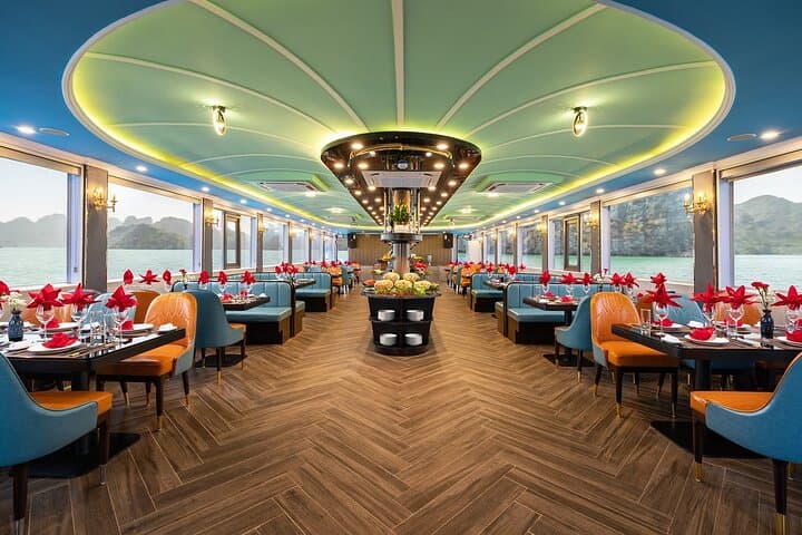 La Casta Halong Bay Day Cruise: Sung Sot, Titop & Luon Cave Luxury Trip photo 3