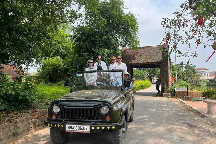 Hanoi Jeep Tour: Discover Duong Lam Ancient Village's Hidden Gems photo 4