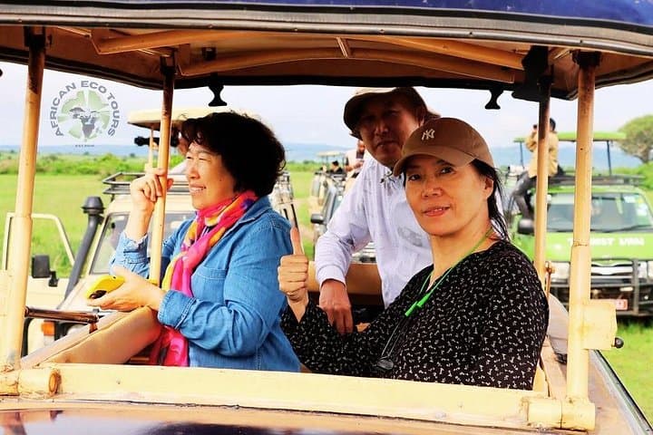 7-Day Uganda Gorilla and Wildlife Safari — Bwindi, Kibale, Queen Elizabeth & Murchison photo 3