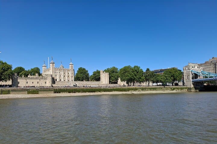 Private Tower of London and Tower Bridge Tour with Priority Entry photo 5