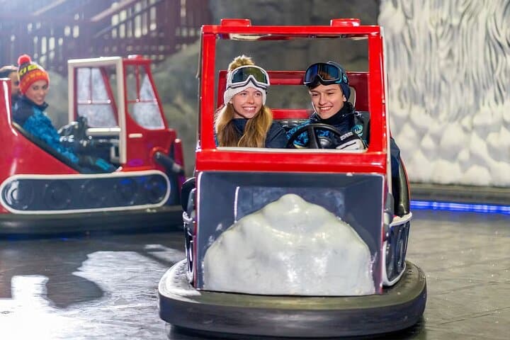 Ski Dubai Snow Park: Indoor Snow Adventures at Mall of the Emirates photo 3
