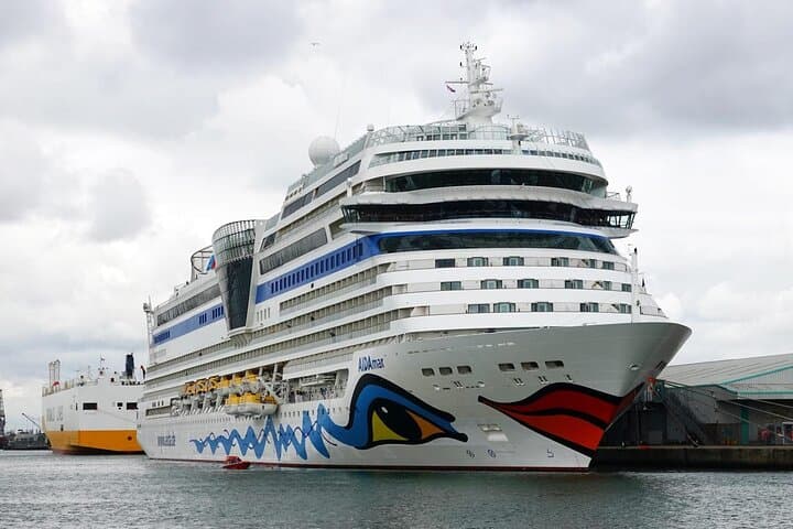Private Tilbury Cruise Port Transfers Between Central London and Tilbury