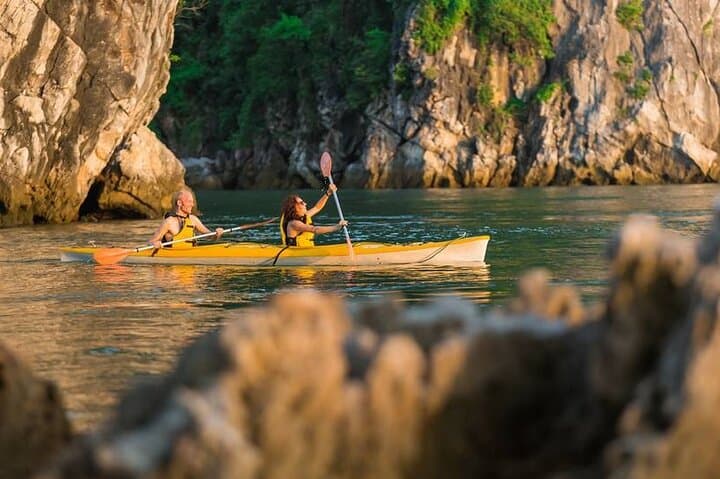 4-Day Ninh Binh to Ha Long Bay Cruise & Cat Ba Island from Hanoi — UNESCO Highlights photo 1