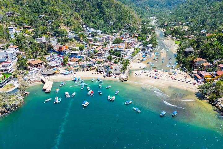 Hidden Coves Private Tour from Puerto Vallarta — Boca de Tomatlán, Colomitos & Madagascar Beach photo 4