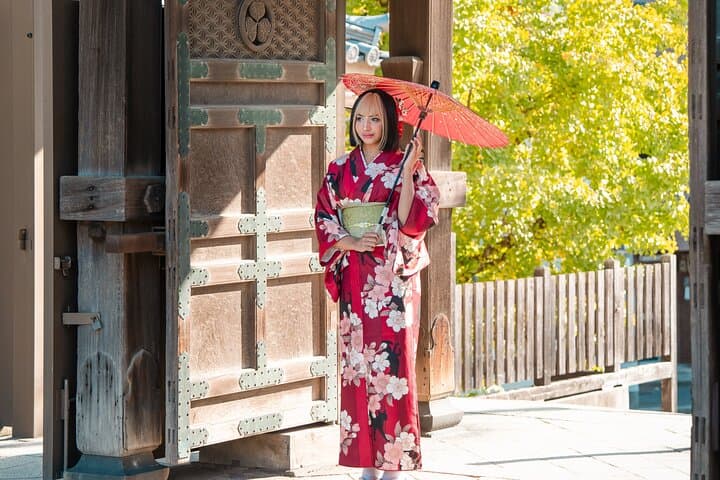 Osaka Kimono Rental: 90-Minute Dressing & Stroll from Dotonbori photo 2