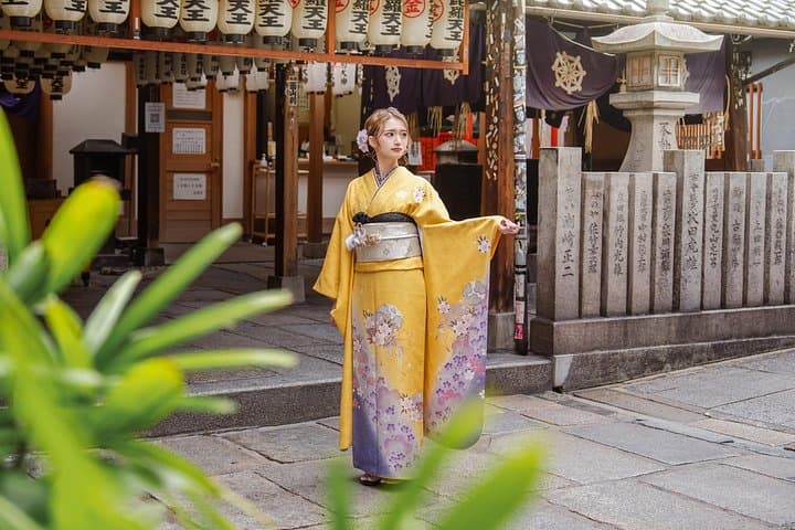Furisode Rental Osaka: One-Day Kimono Experience with Hair and Makeup photo 1