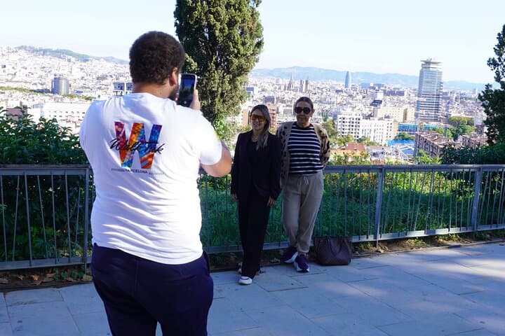 Explore Barcelona by Electric Tuk-Tuk: Top Sights, Tips & What to Expect photo 3